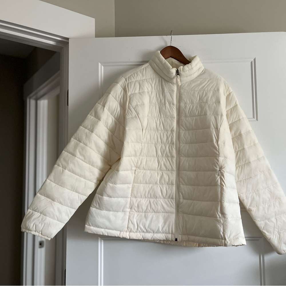 Amazon essentials Lightweight Jacket